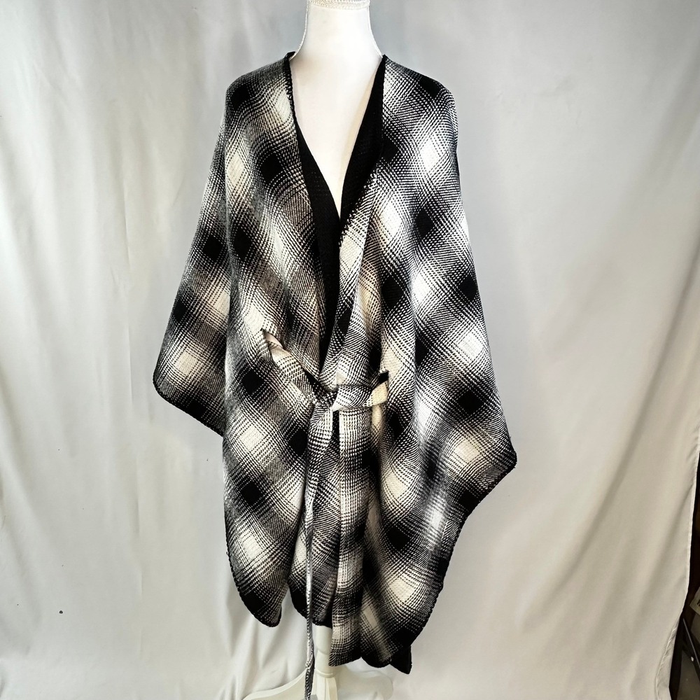 Torid Womens OS Ruana Black White Plaid Reversible Belted Wrap Dark Academia NWT